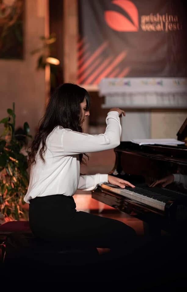 Piano performance still